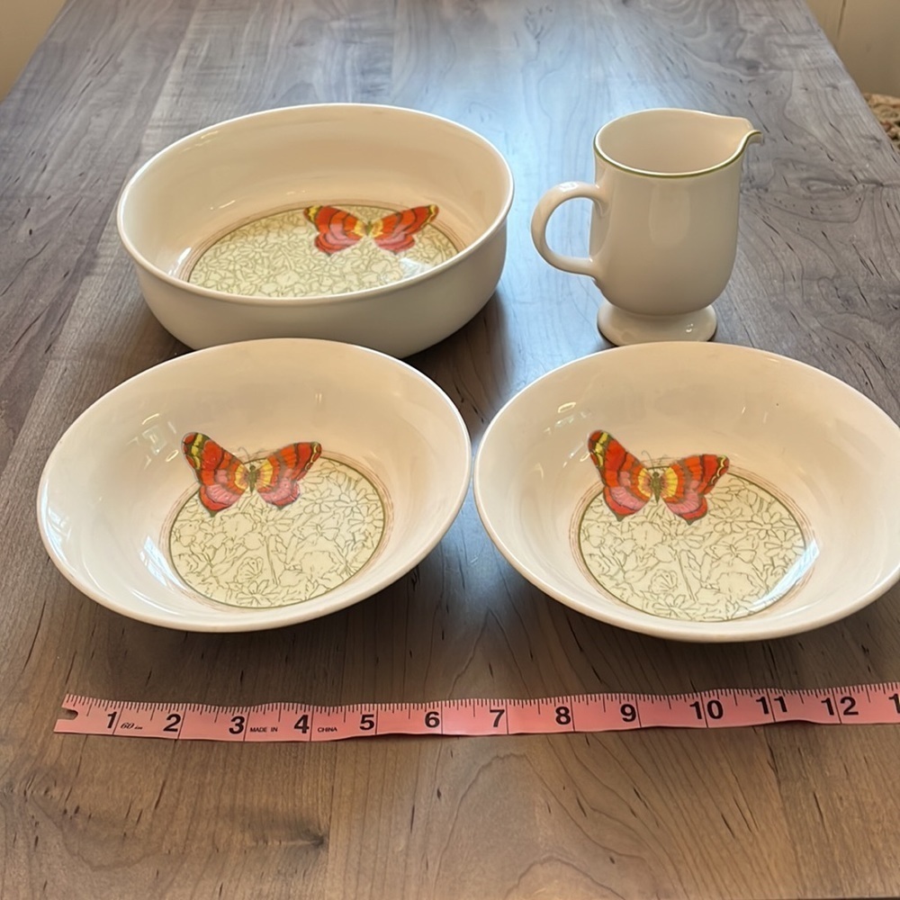 Mikasa Sunspot Uptrend Butterfly Pattern Creamer, 2 bowls and serving bowl EUC - Picture 5 of 6